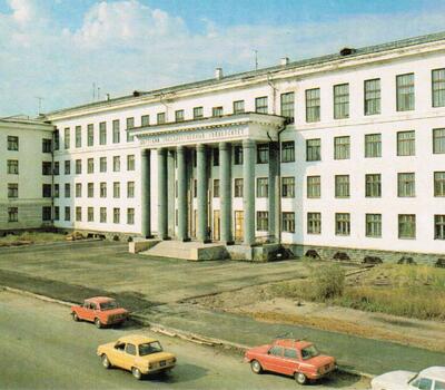 2. Якутск в цвете